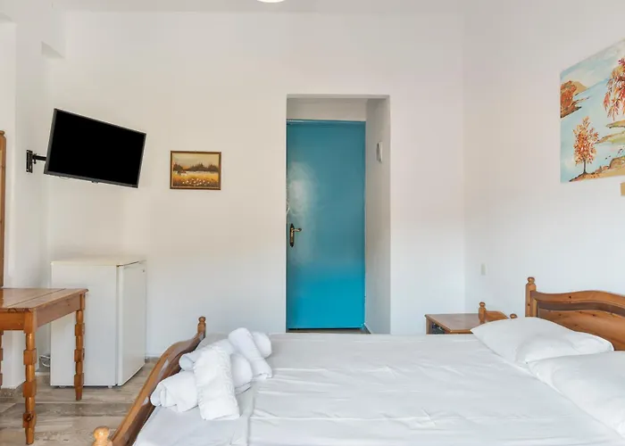 بيت ضيافة Galini 3*